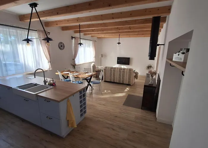Chaloupka Na Mýtince Krepice