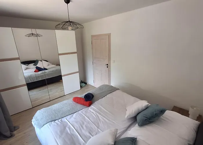 Chaloupka Na Mýtince